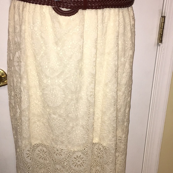 Fifth & Park missy lace overlay cream belted maxi - Picture 4 of 7